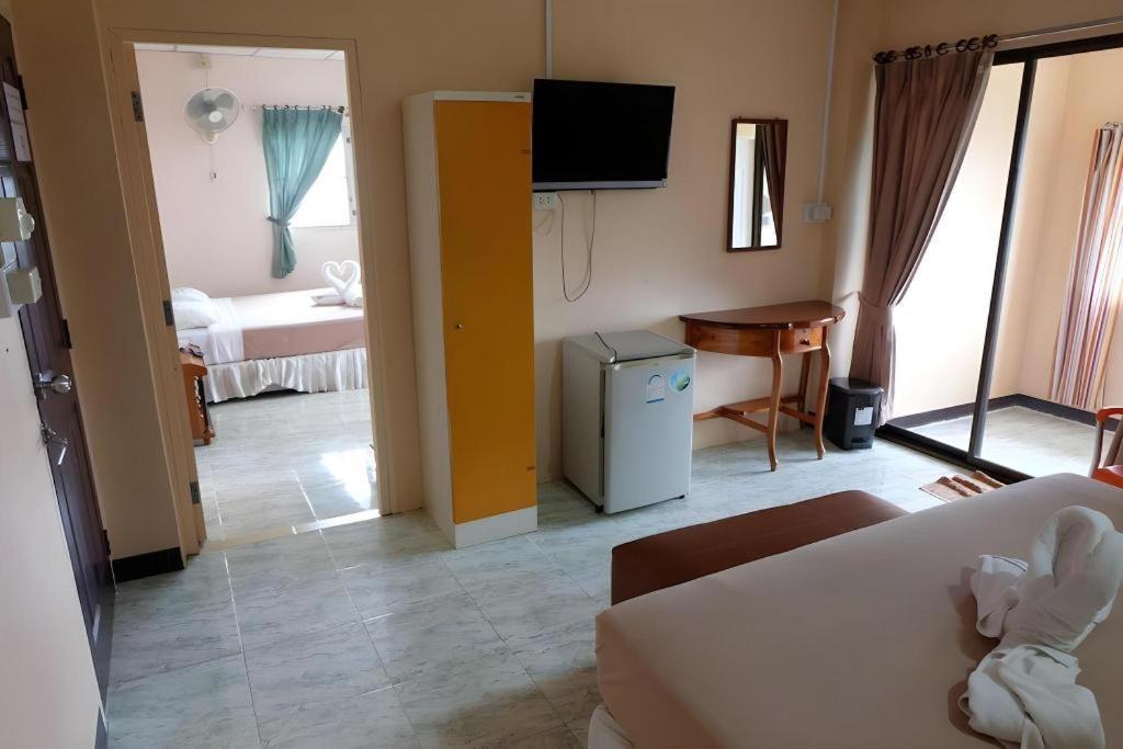 Hotel Sananwan Palace