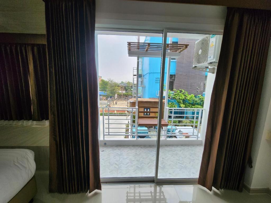 Sananwan Palace Hotel Bangkok
