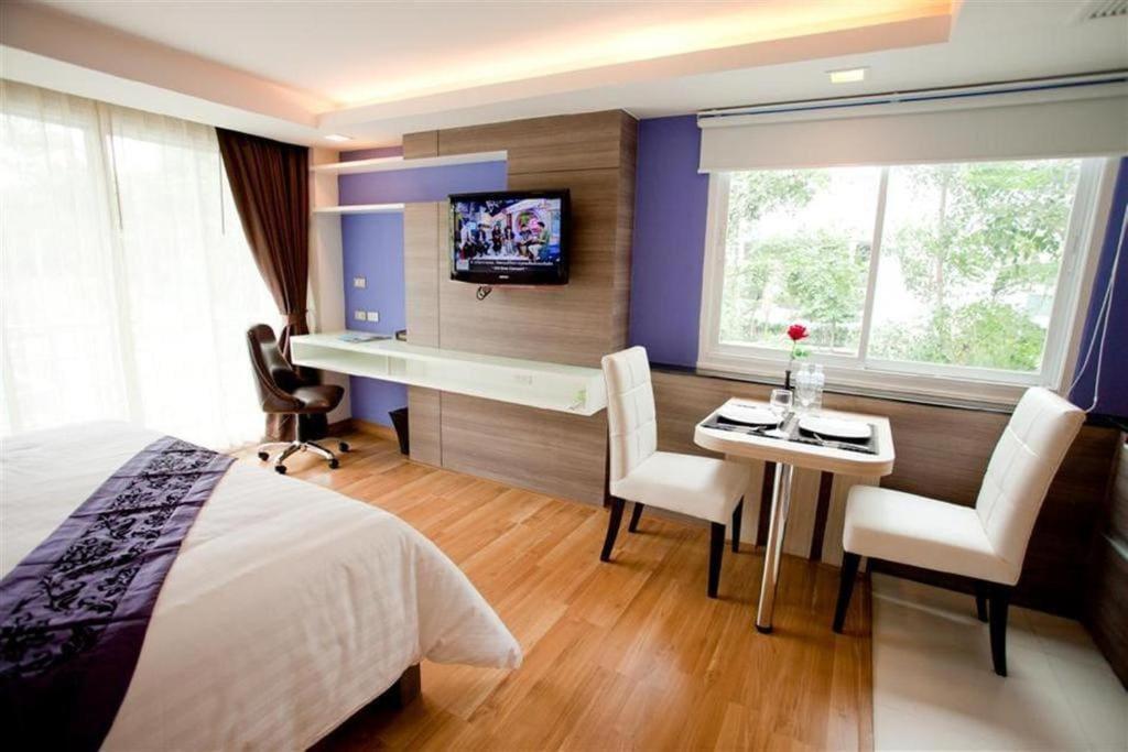 Icheck Residences Sukhumvit 20 Hotel 3*