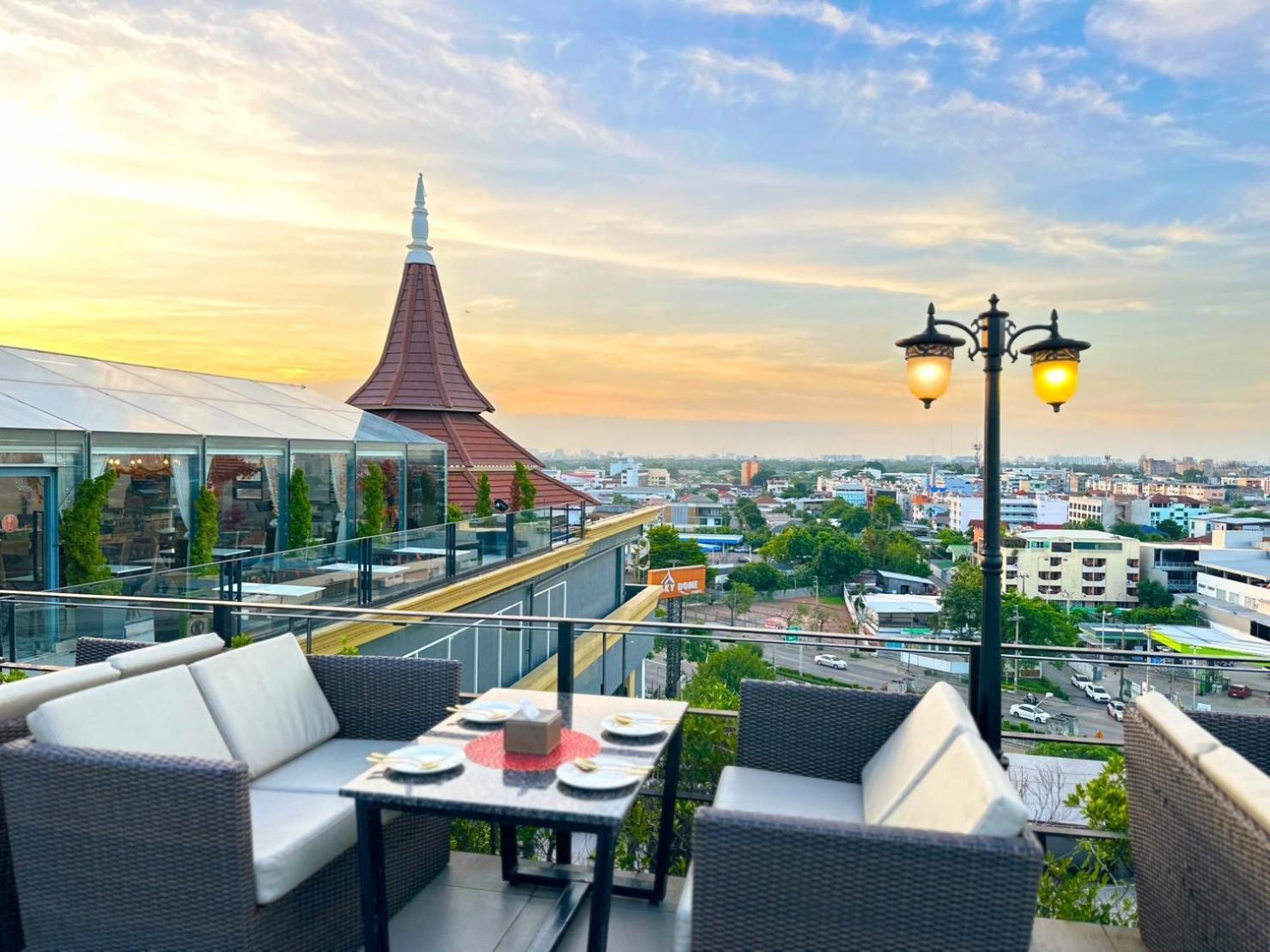 Sky Dome Resotel - โรงแรมสกายโดม รีโซเทล 5* Banguecoque