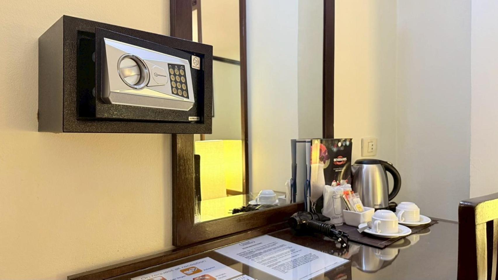 Hotel Grand Business Bangkok