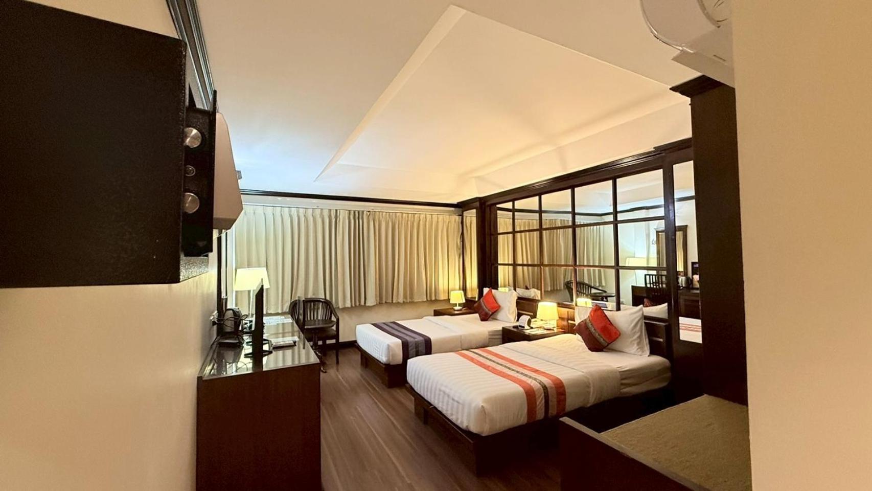Hotel Grand Business 3*