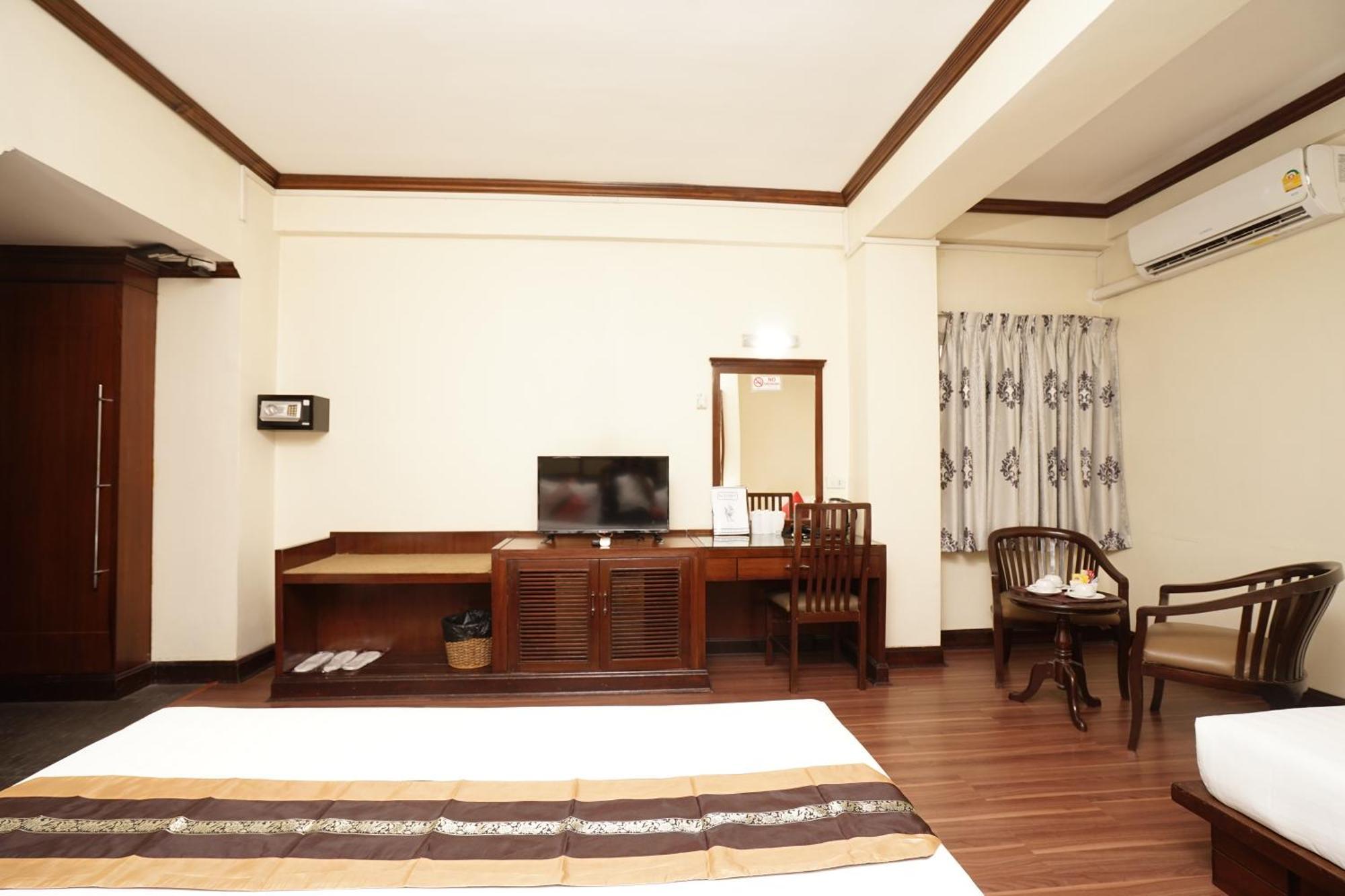 Hotel Grand Business 3*