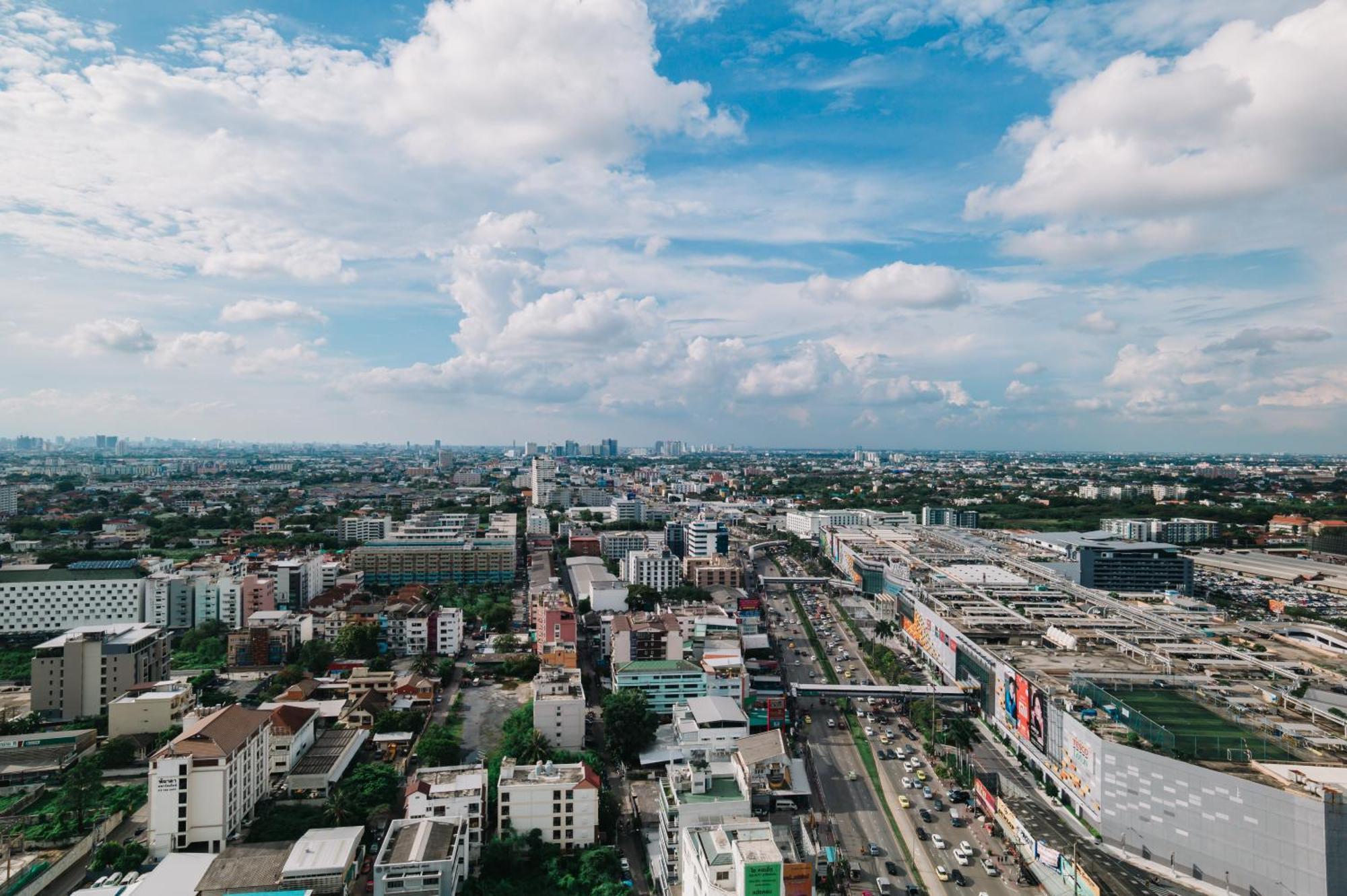 Lumen Srinakarin Bangkok