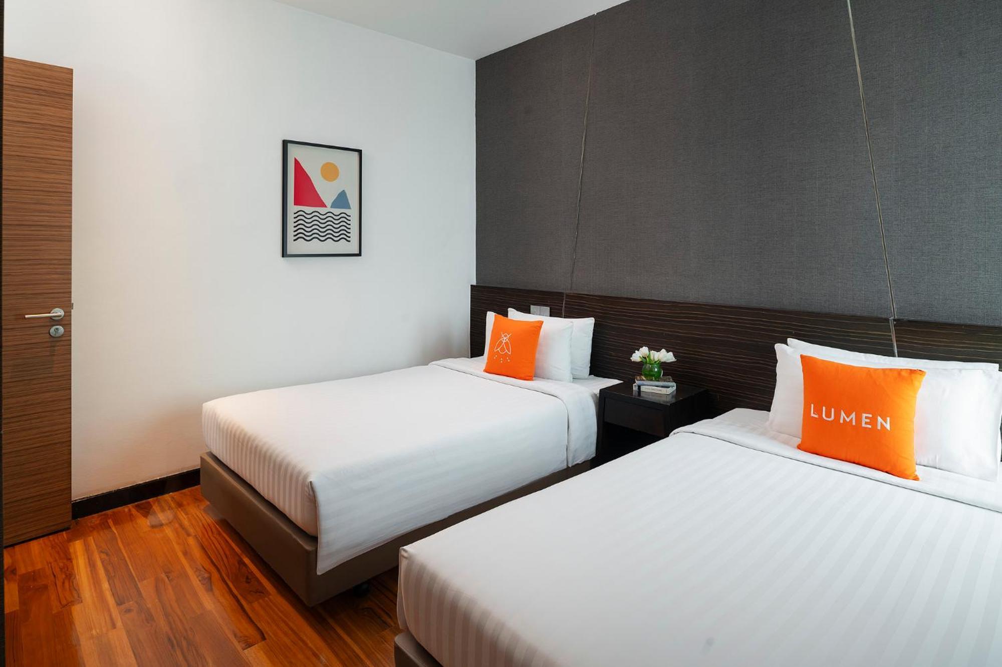 Lumen Srinakarin Hotel 5*