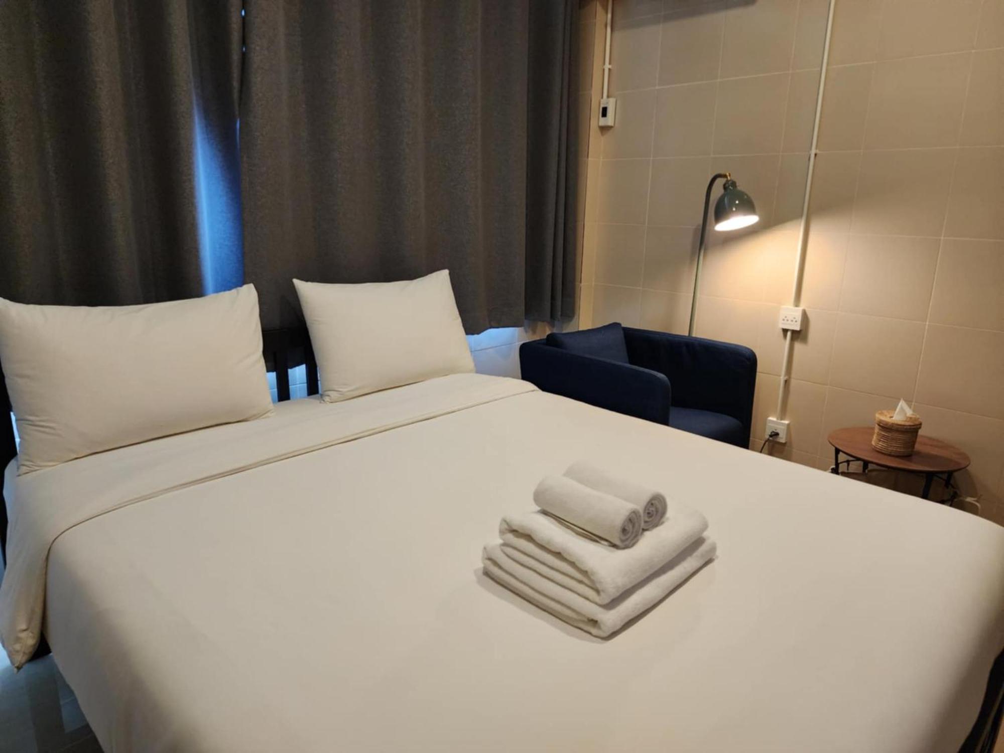 Lo-ha Guest House, Contactless Check-in Asrama Bangkok