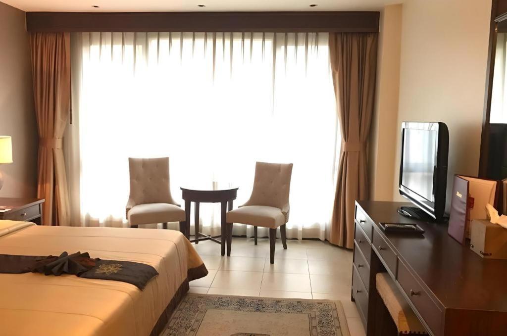 De Arni Hotel 3*