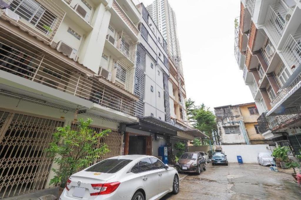 Oyo 935 The Palm 3* Bangkok