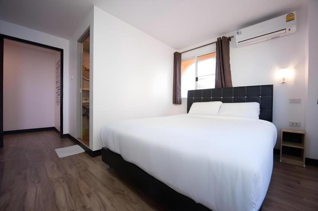 Hostel Hoppers Place Donmuang