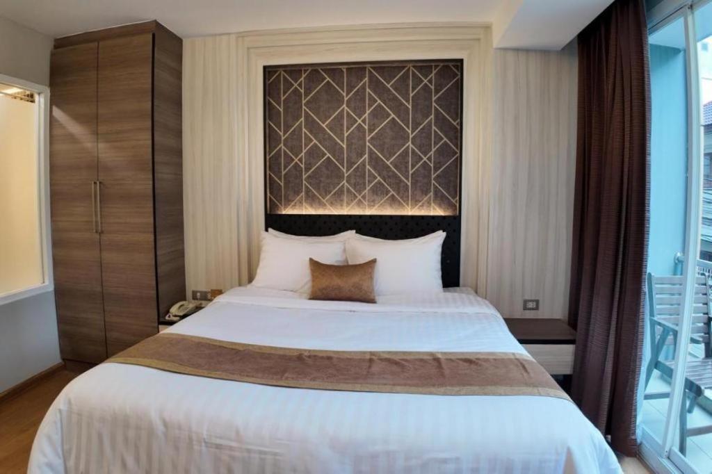 Icheck Residences Sukhumvit 20 Hotel
