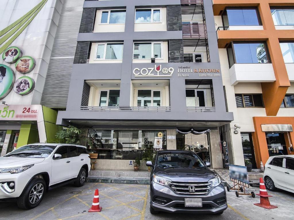 Cozy At 9 And Kitchen Bangkok