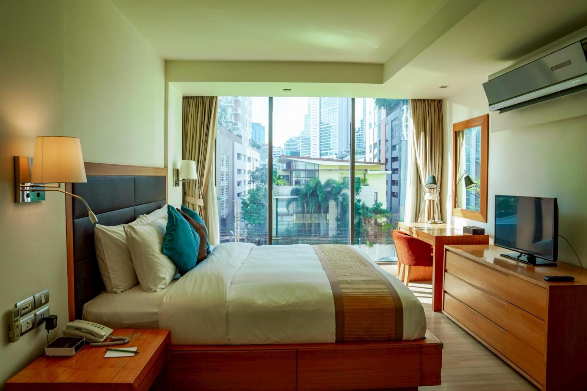 Oakwood Sukhumvit 24 4* Bangkok