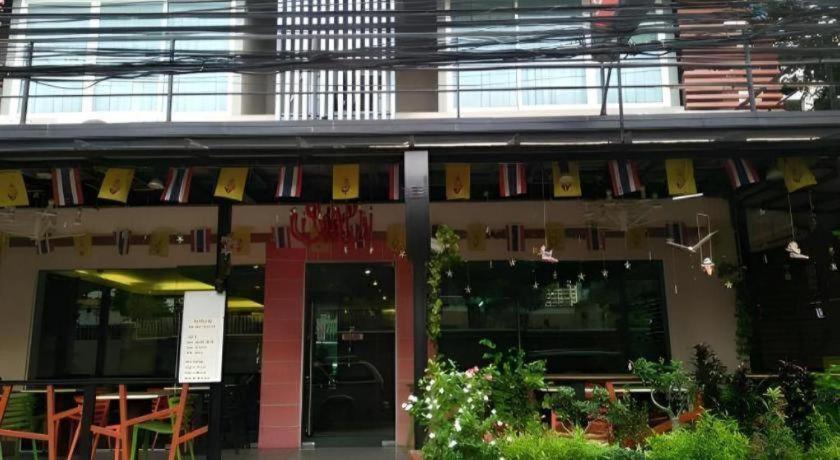 Hotel The Konnect