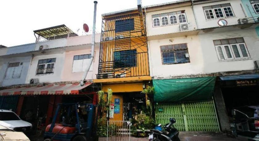 Hostel Oyo 505 Ente Space