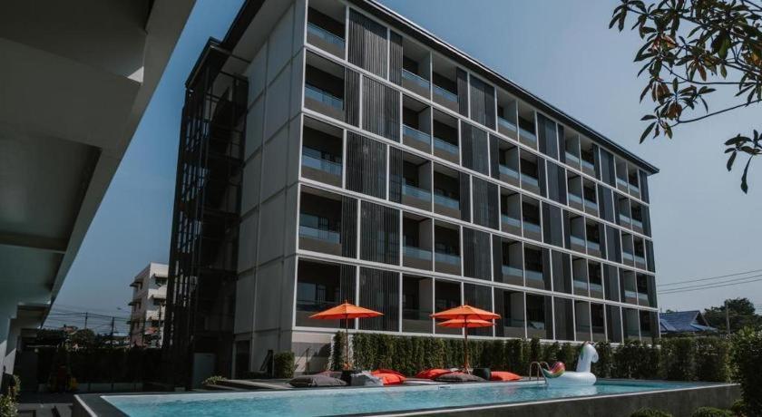 The Iconic Don Mueang Airport Hotel