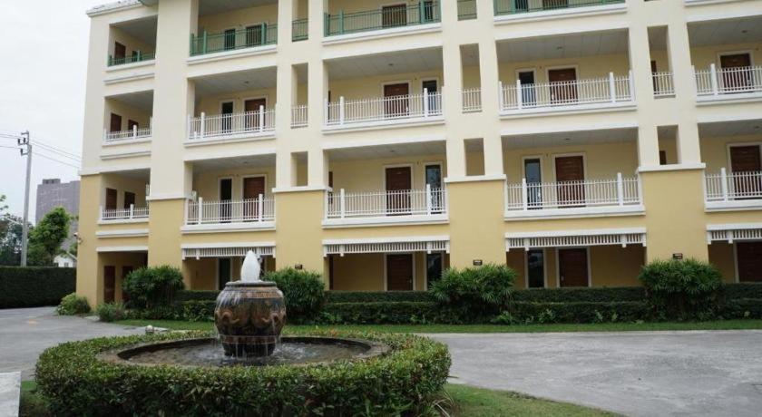 The One Hotel