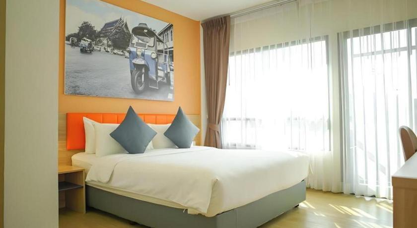Hotel 7 Days Premium Don Meaung Airport Banguecoque