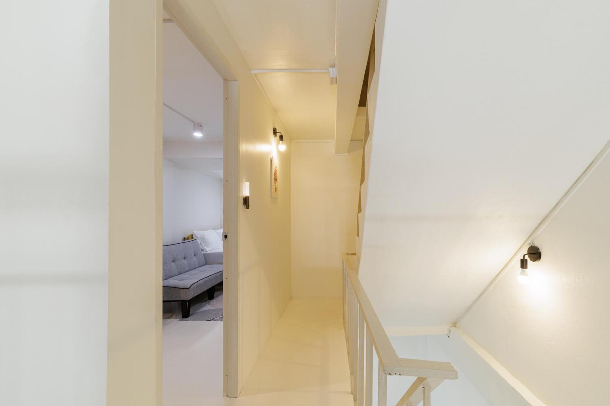 A Townhouse 100m From Bts Bangchak Gasthuis Bangkok