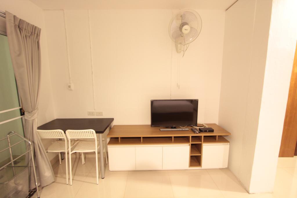 Hostel Napaville Huai Khwang Bangkok