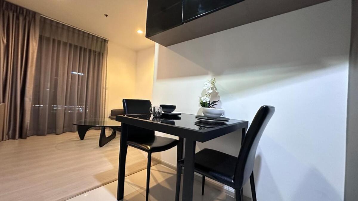 Beautiful Condo, Bts Thonglor, 5mins By Walking Apartment Bangkok