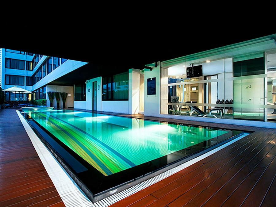 Vic 3 - Sha Hotel