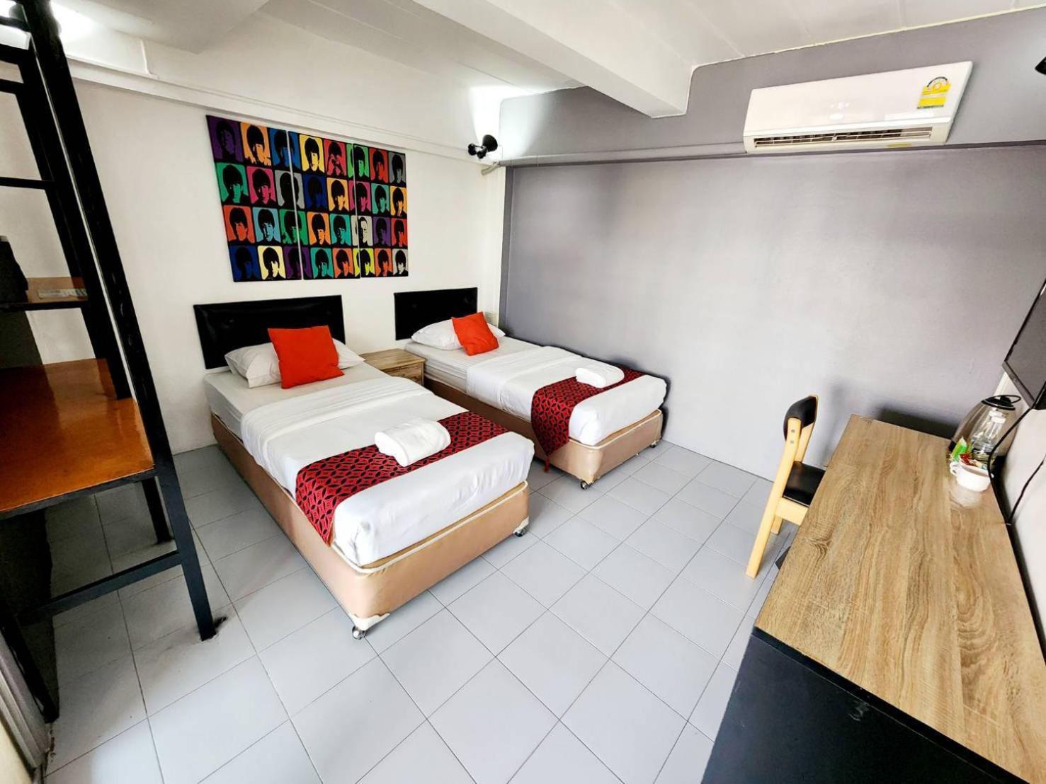 Guest house Happio Near Chabad House 2*