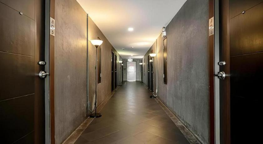 Hotel B2 Srinakharin Boutique & Budget