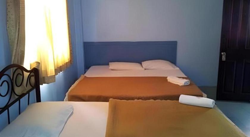 Centaur Hostel *