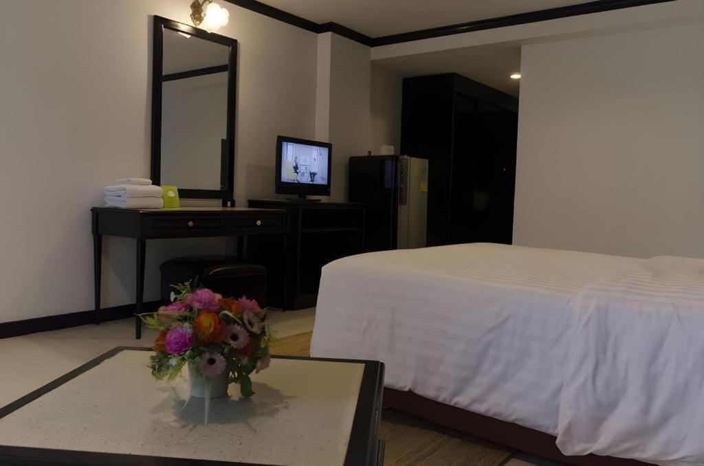 Hotel Town In Town Gardent 3*