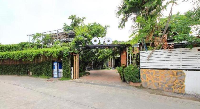 Oyo 271 The Romklao Resort 2*