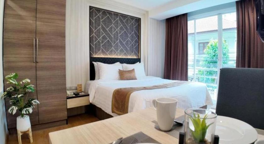 Icheck Residences Sukhumvit 20 3*