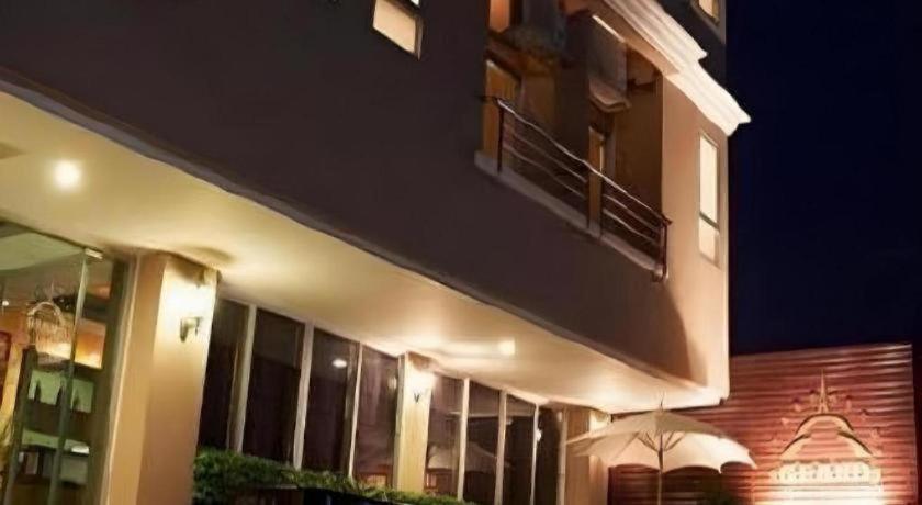 Hotel Grand Pinnacle 3*