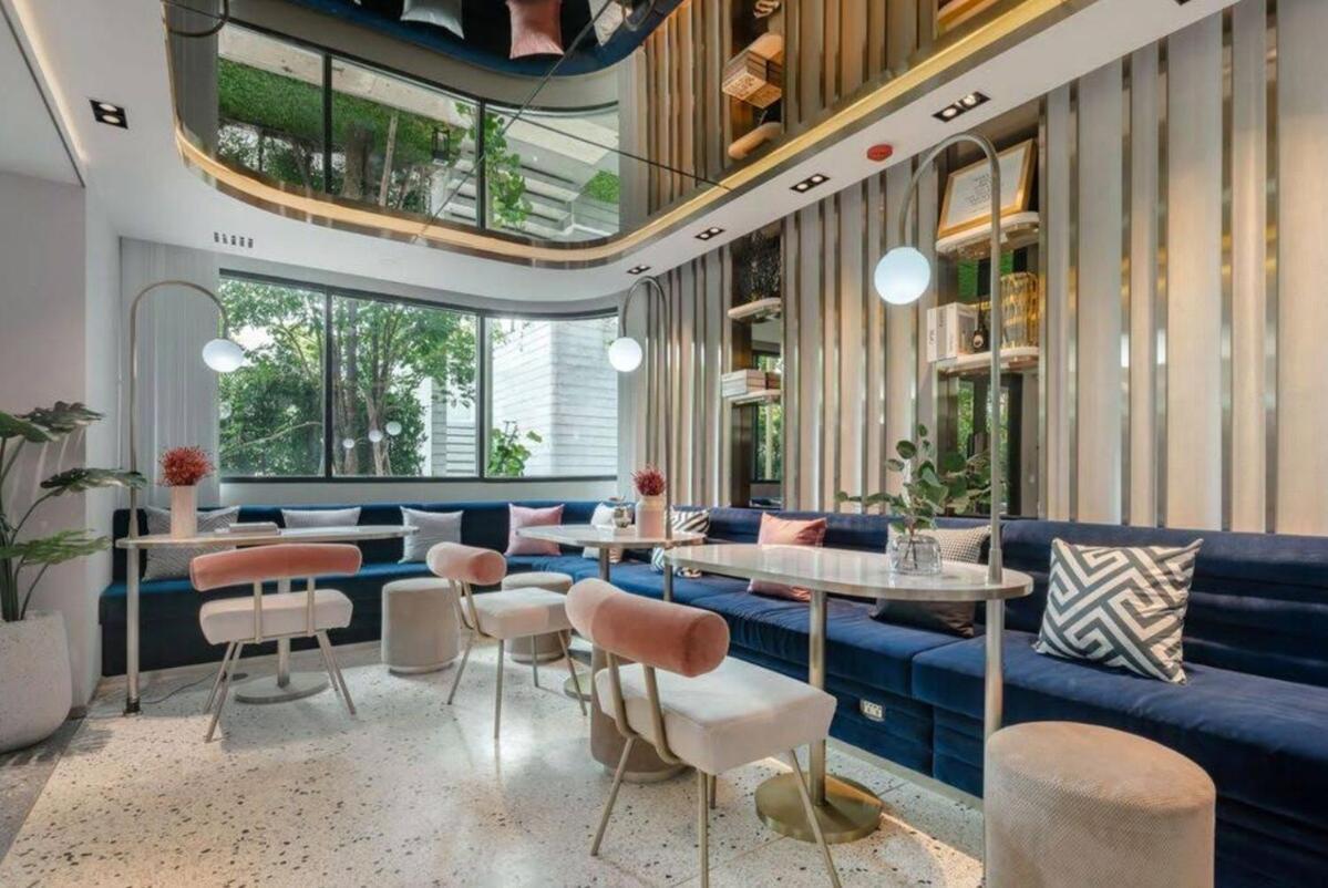 Apartment Luxury - Bts Punnawithi - Pool, Gym, Wi-fi