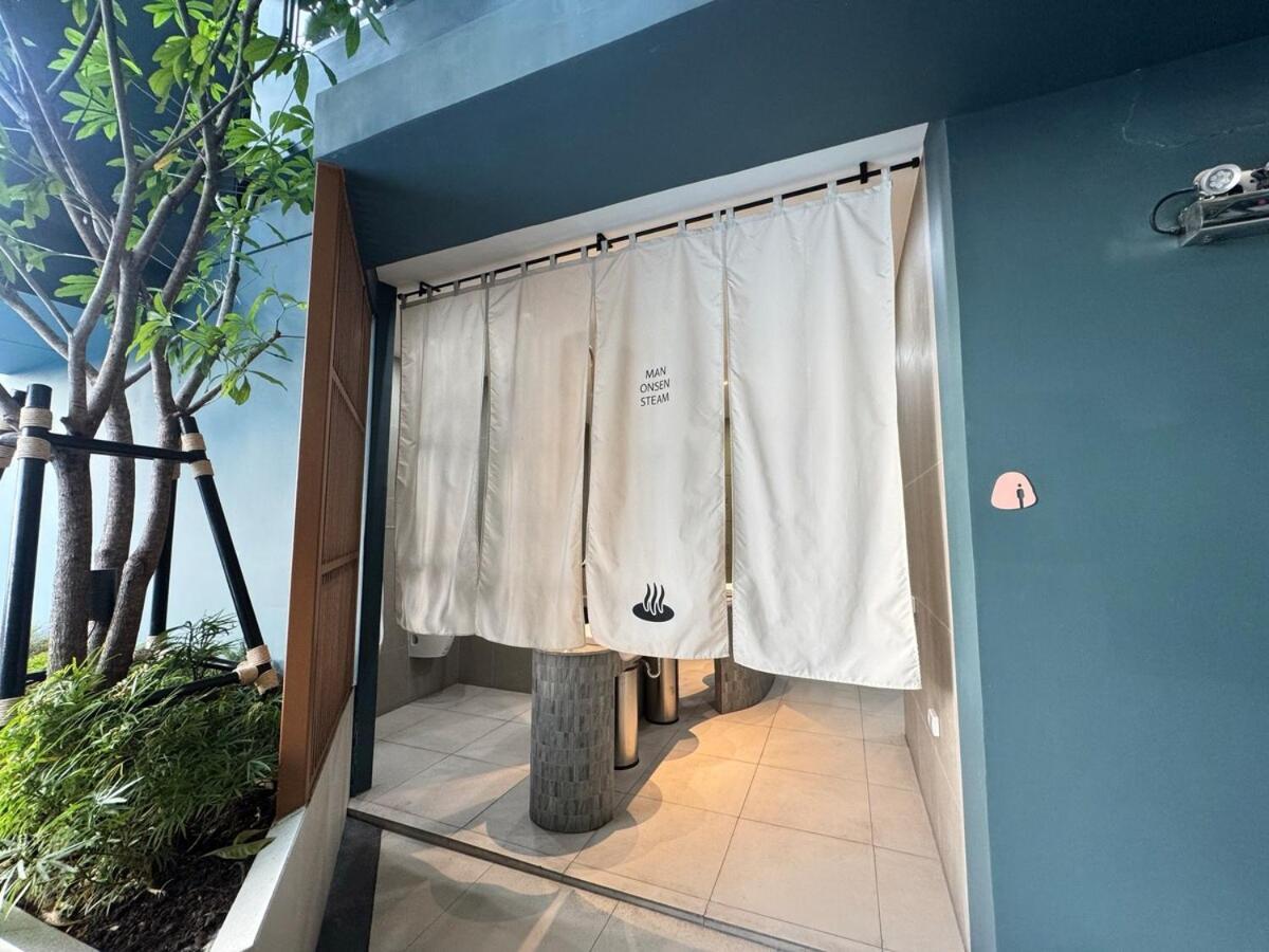 The St-age Condo-huai Khwang Apartment Bangkok
