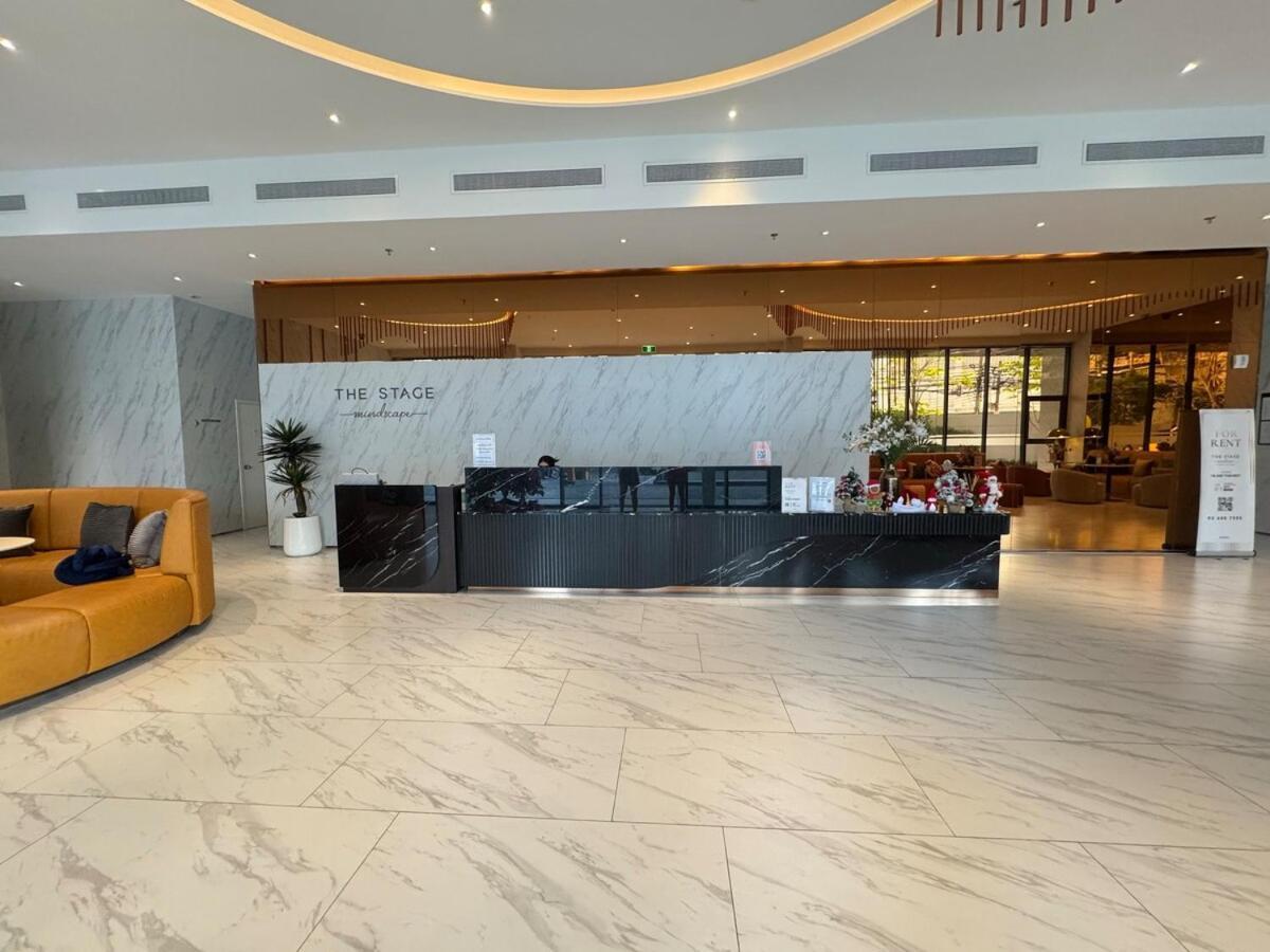 Apartment The St-age Condo-huai Khwang