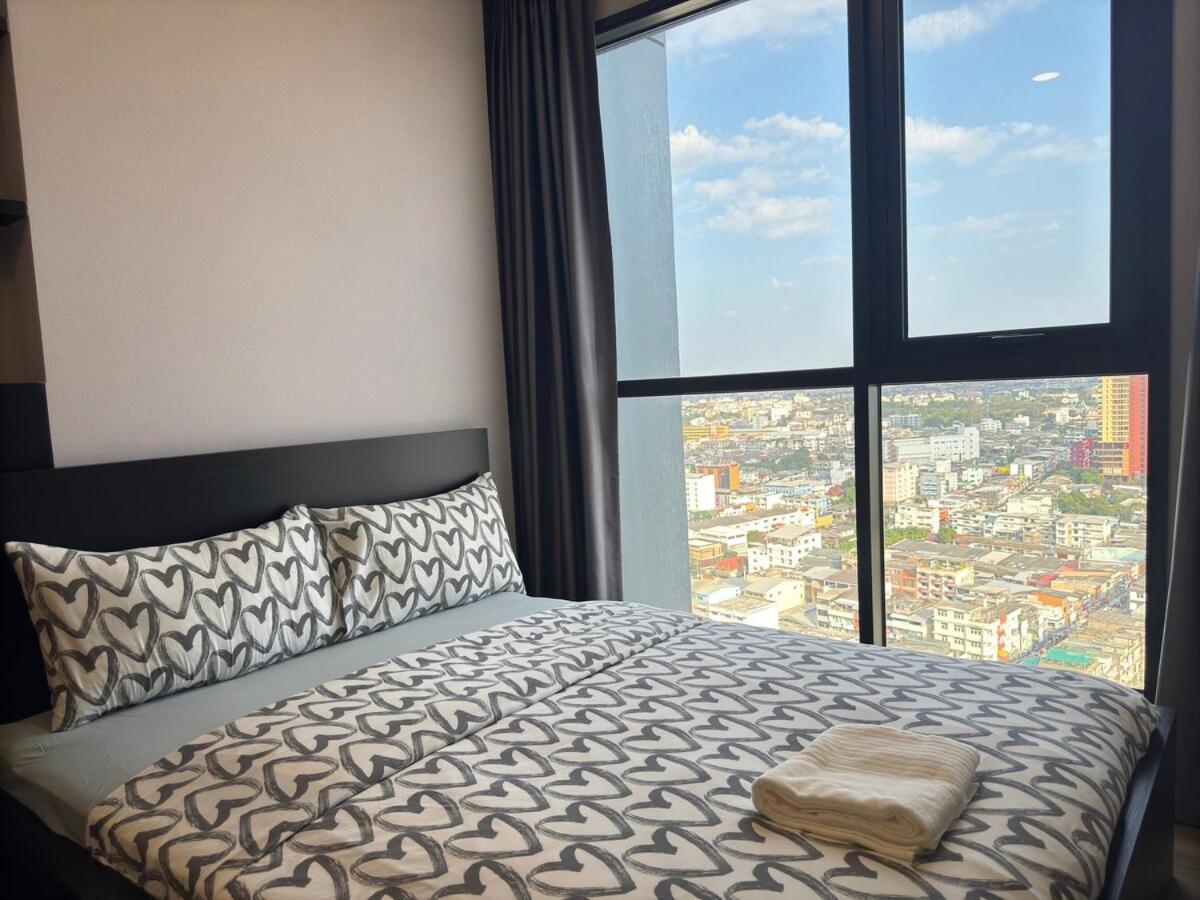 Apartment The St-age Condo-huai Khwang Bangkok