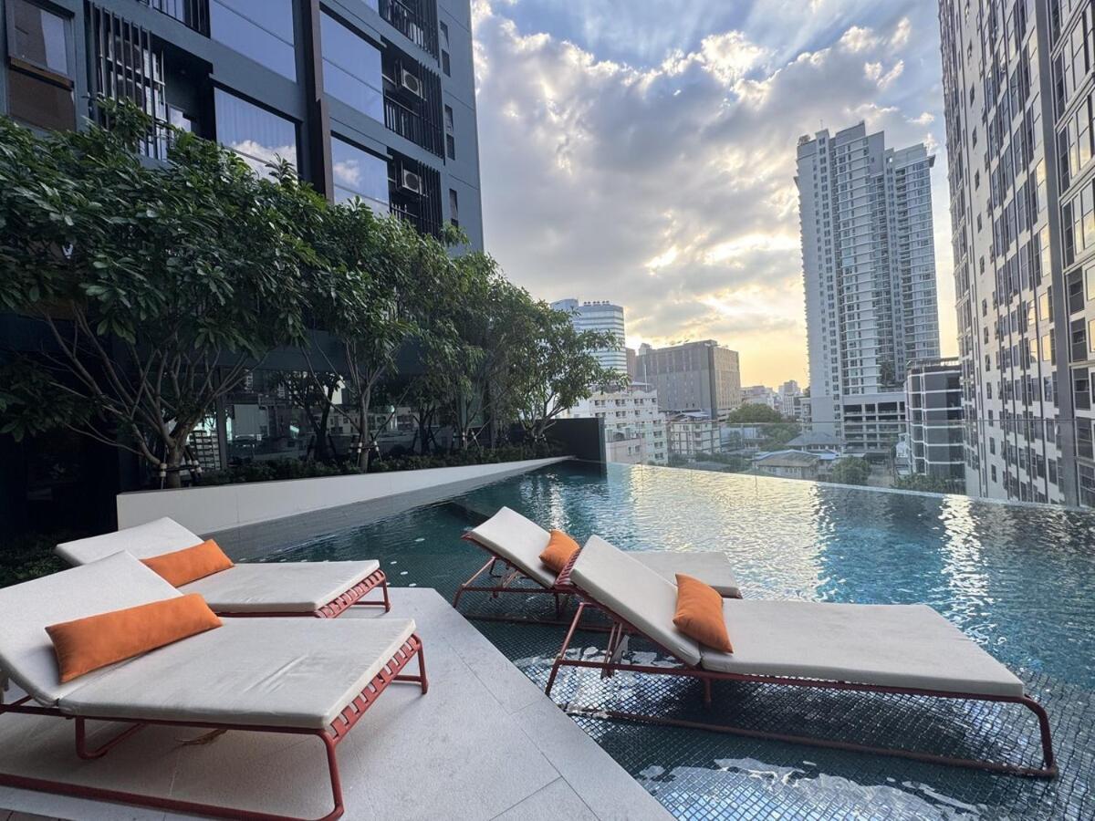 The St-age Condo-huai Khwang Bangkok