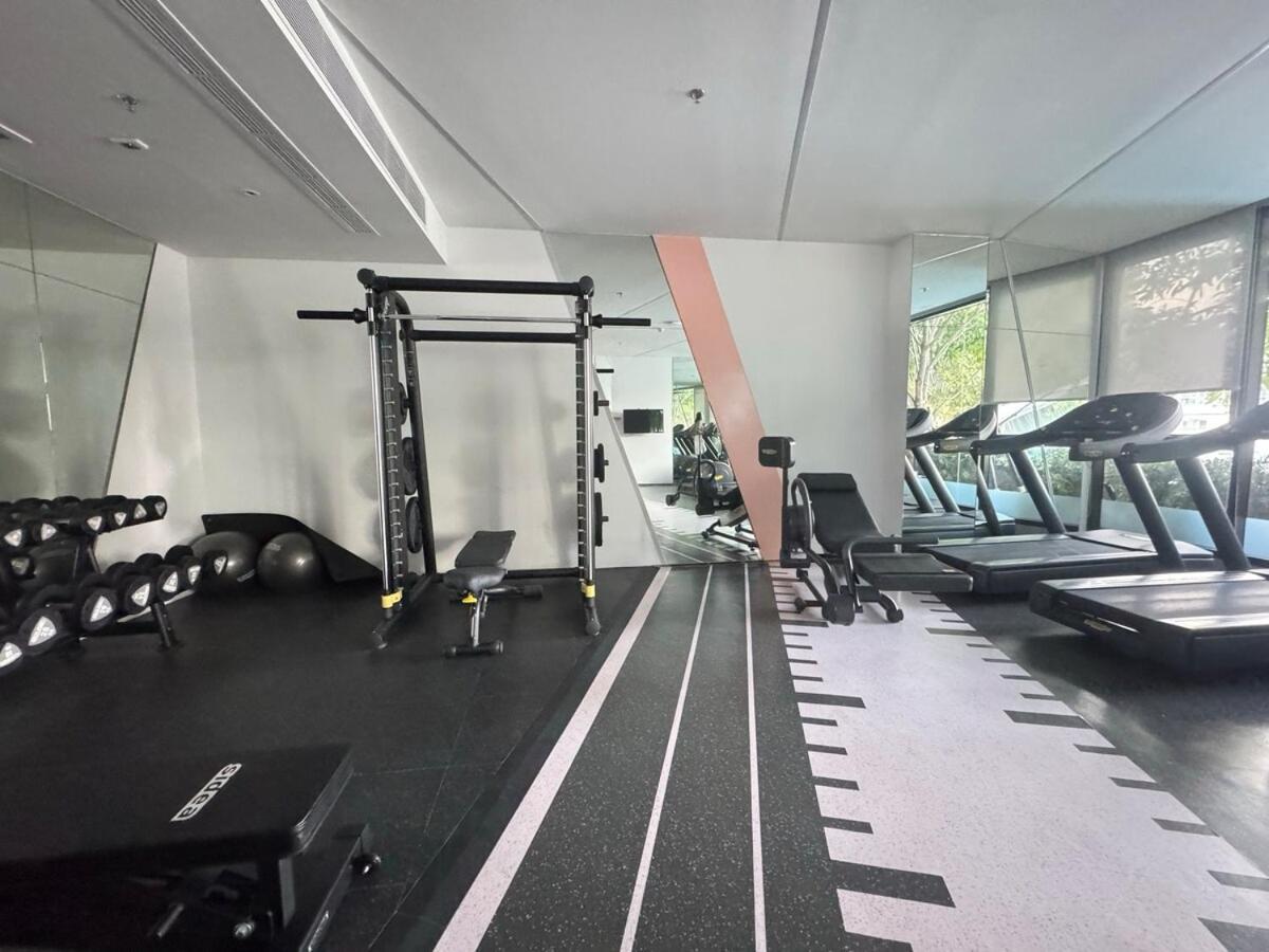 Apartment The St-age Condo-huai Khwang *