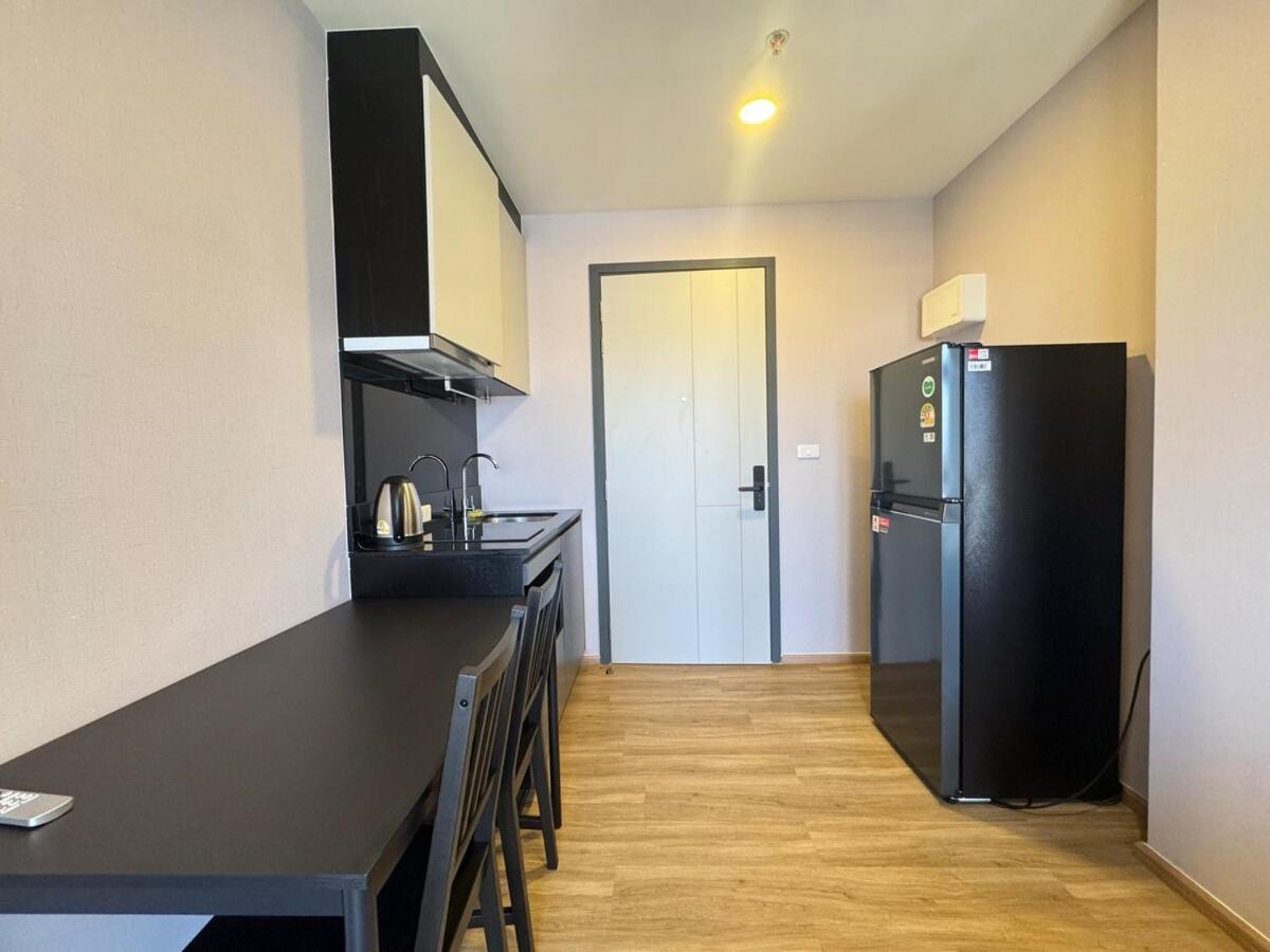 Apartment The St-age Condo-huai Khwang