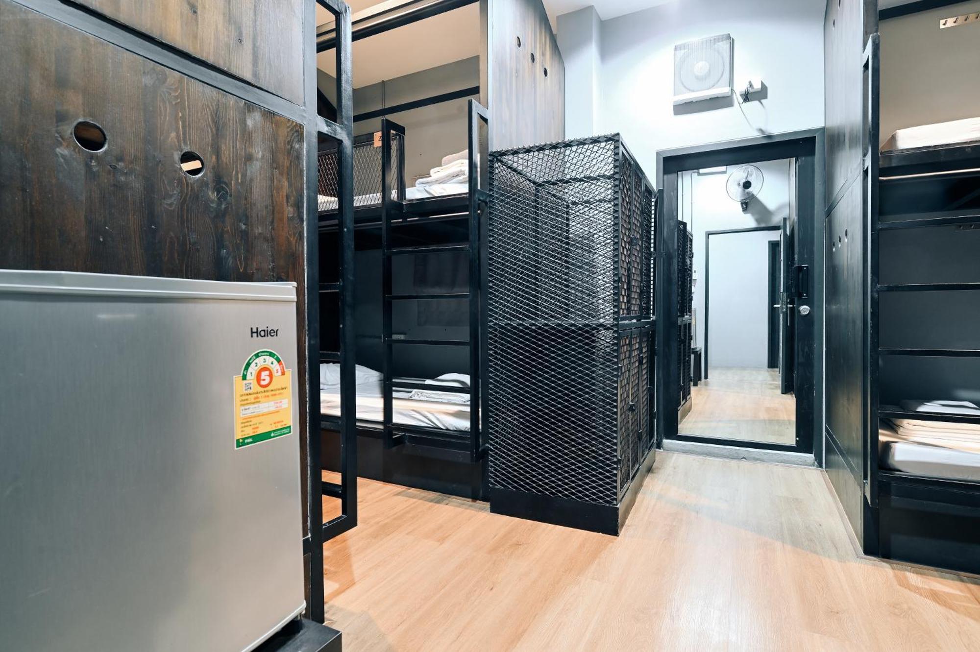 Hostel Castle Black *