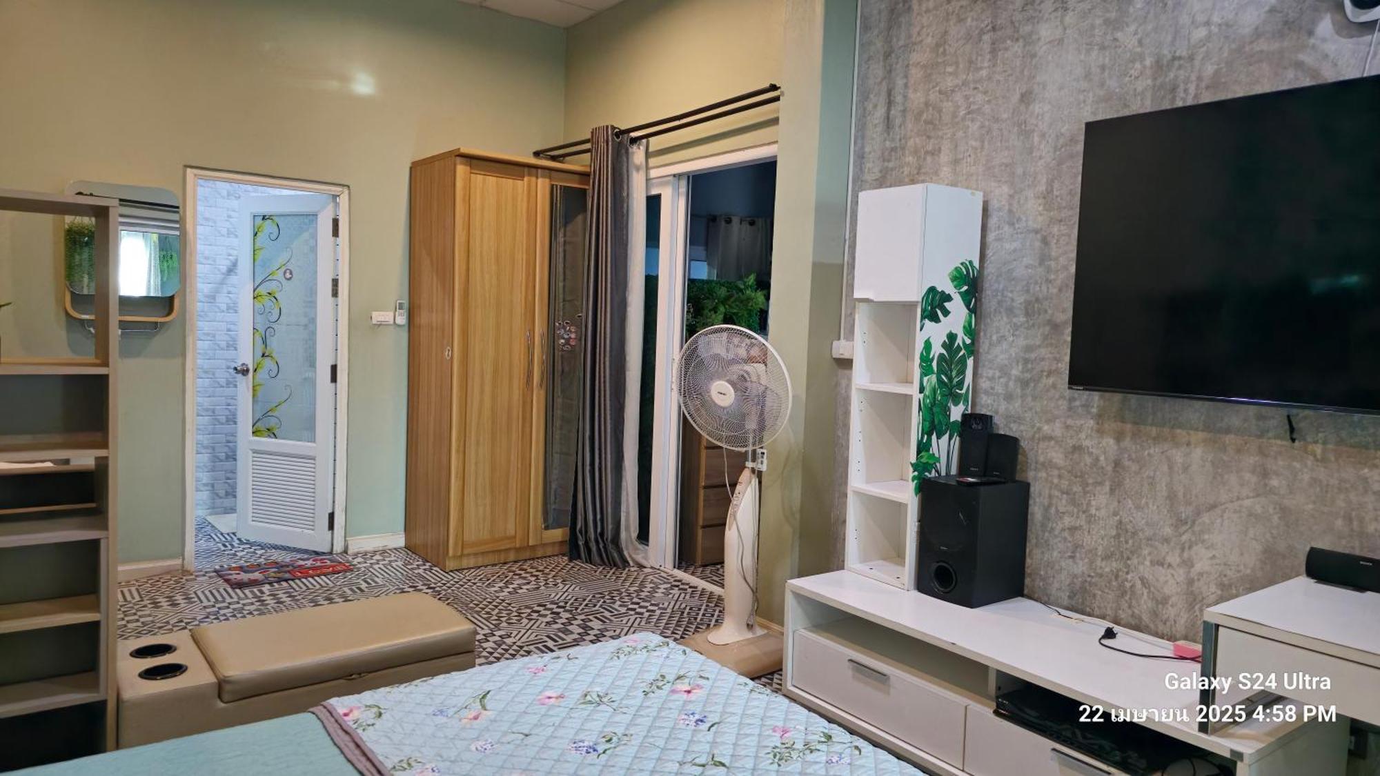 Merit Courtyard Suvarnaphumi House Apartment Bangkok