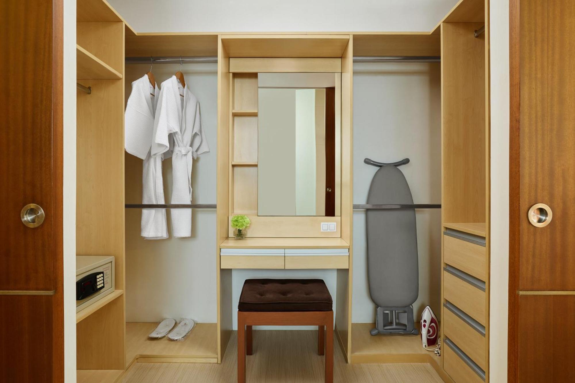 The Park Nine Srinakarin 4* Bangkok