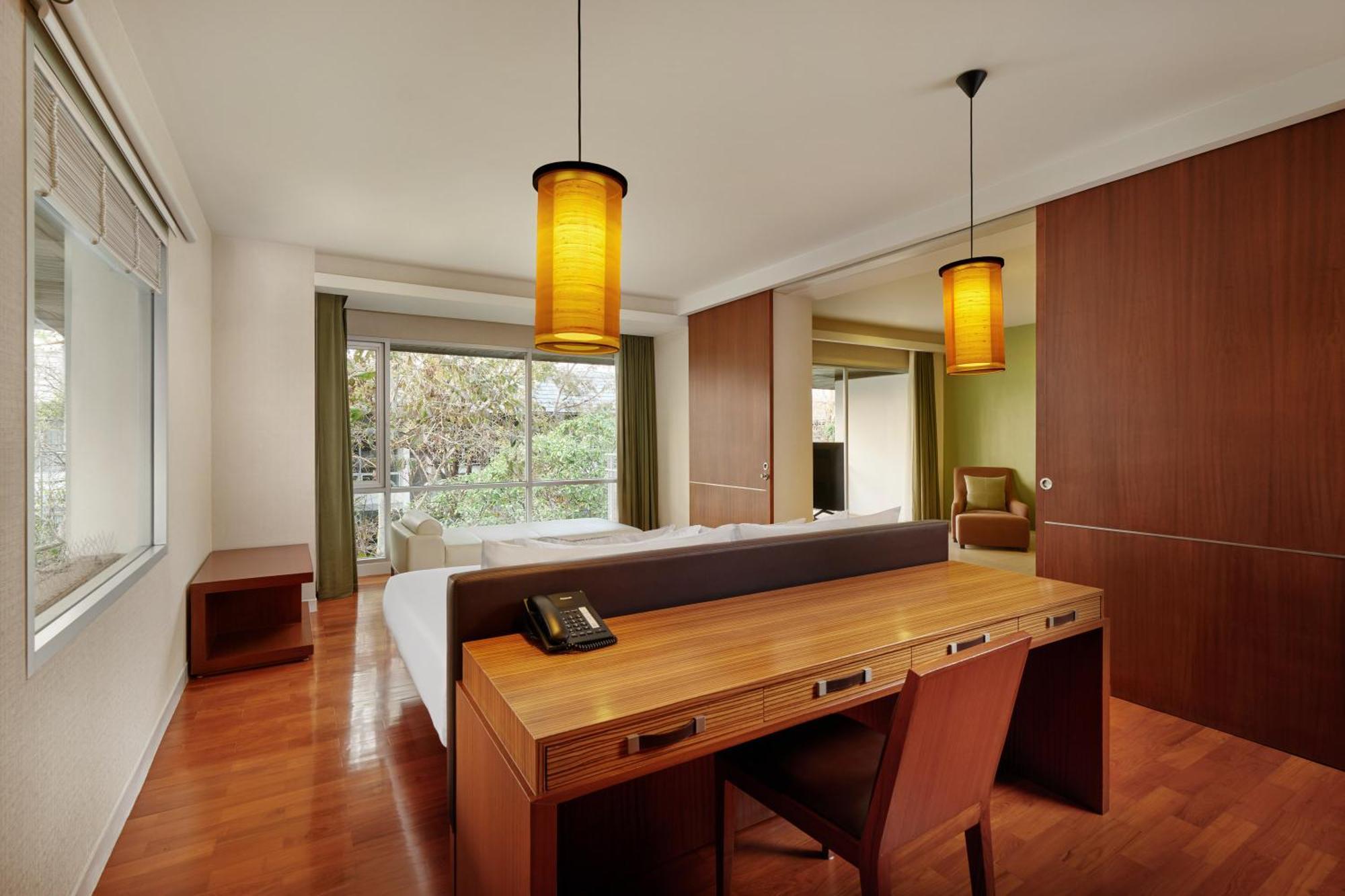 The Park Nine Srinakarin Hotel 4*