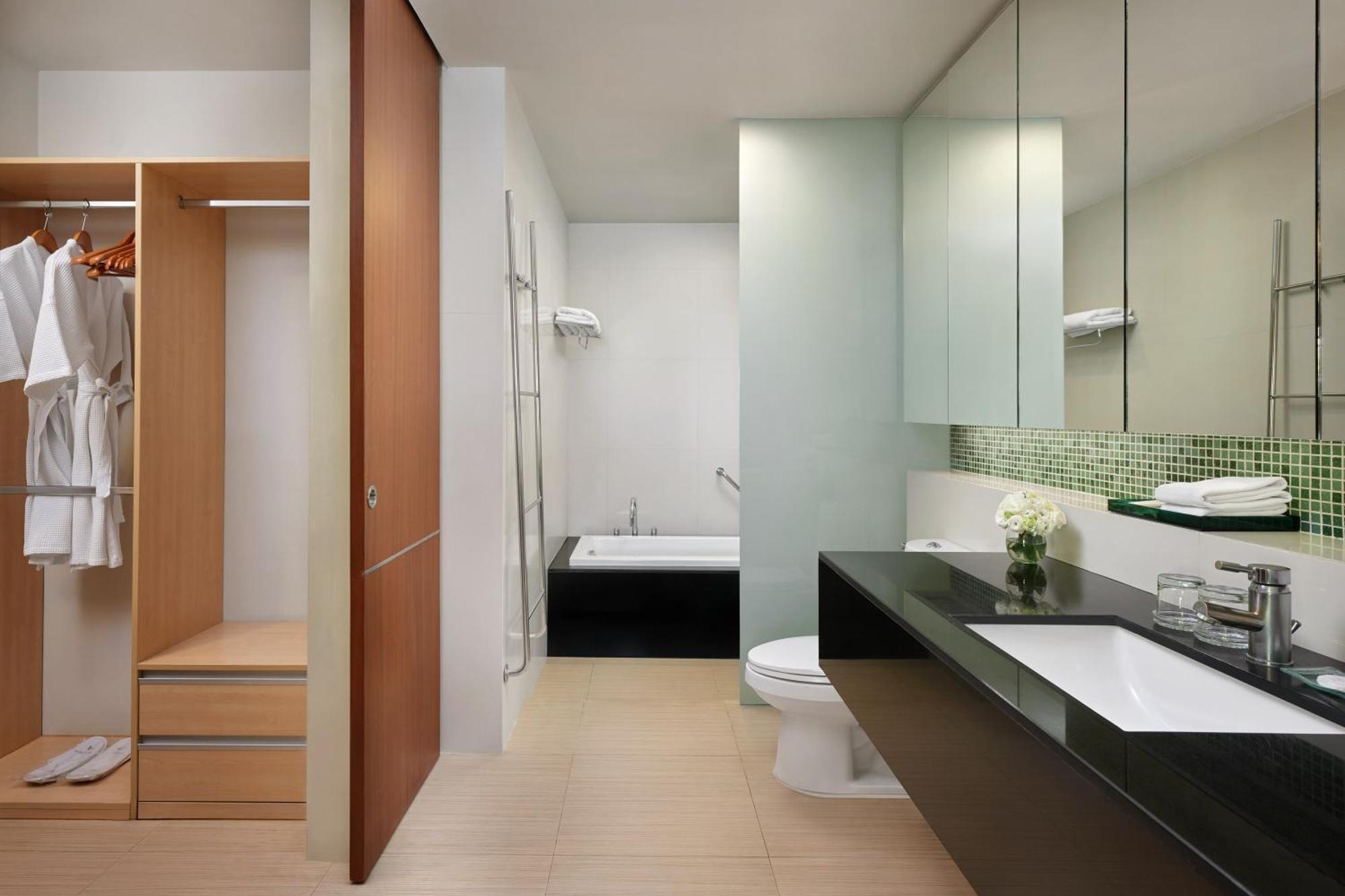 Hotel The Park Nine Srinakarin 4*