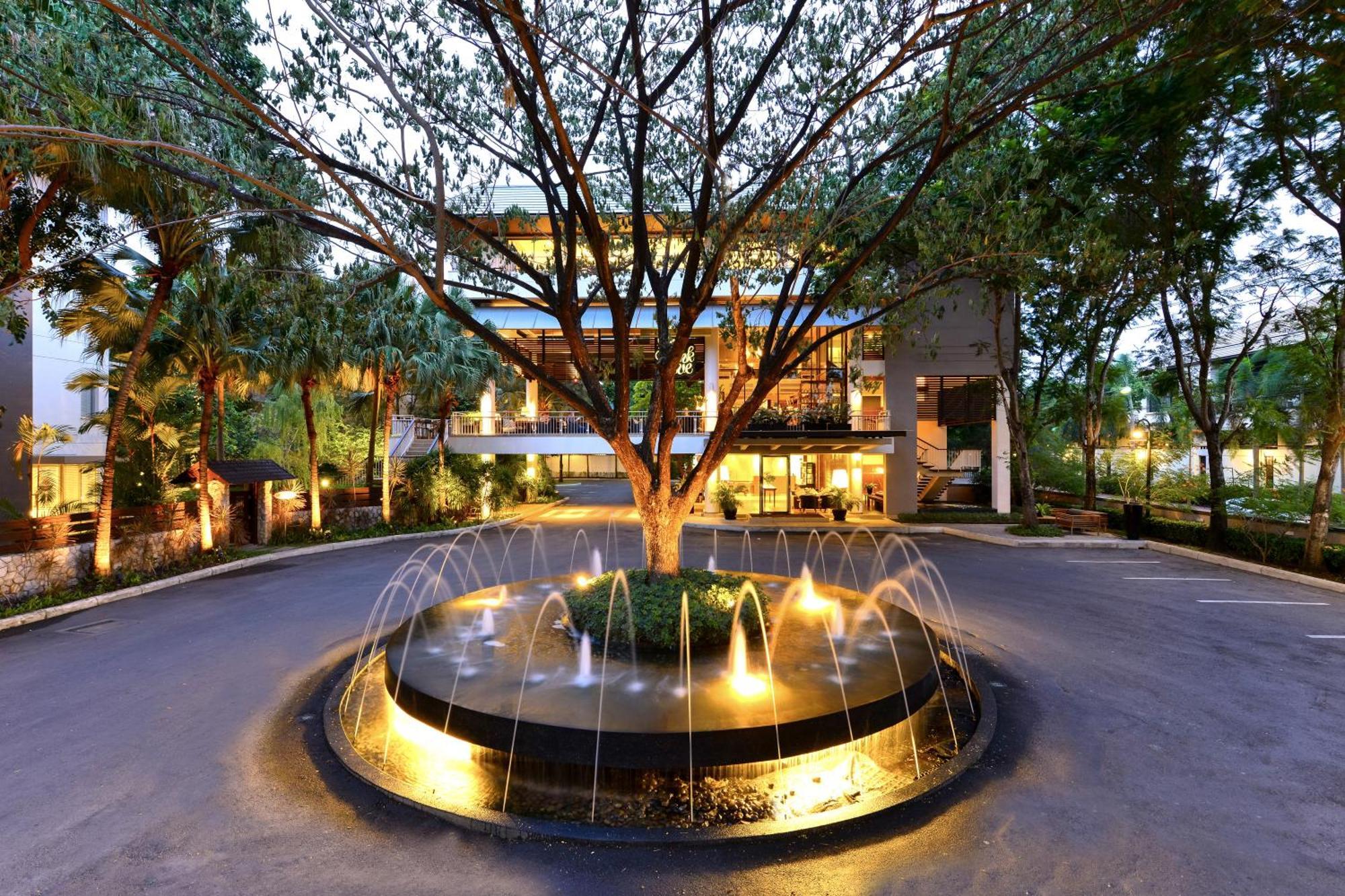 The Park Nine Srinakarin Hotel Bangkok
