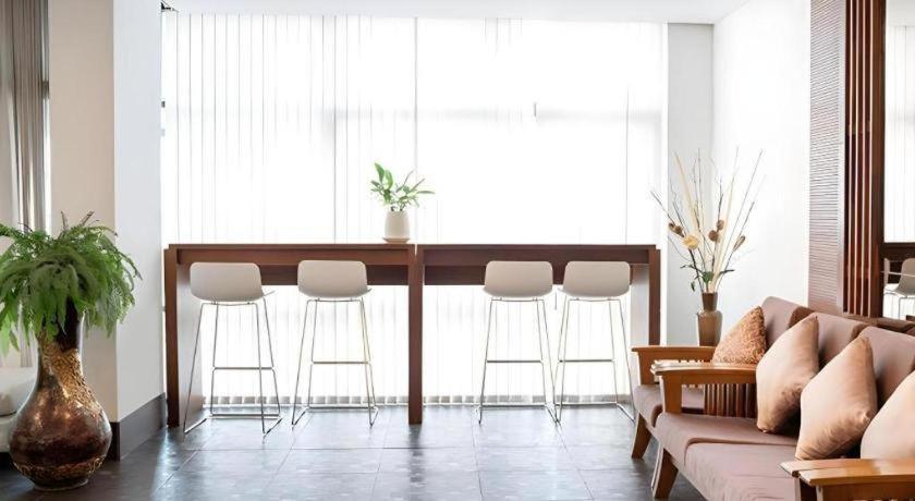 B2 Srinakharin Boutique & Budget 3* Bangkok