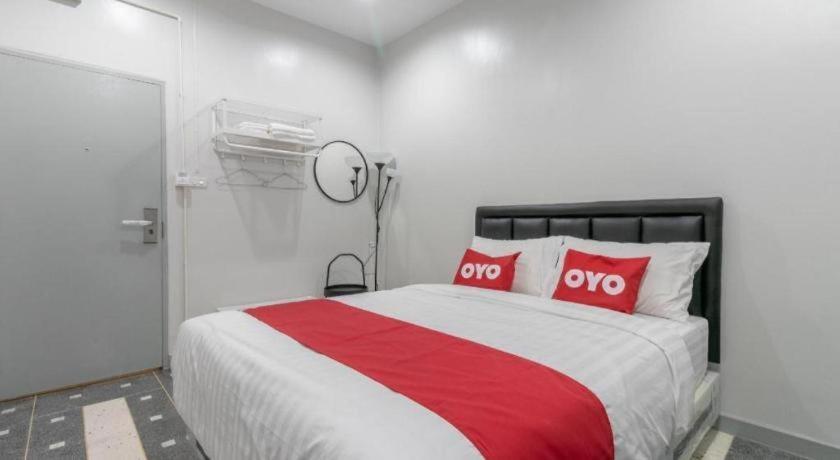 Oyo 818 Suksomboon 2* Bangkok