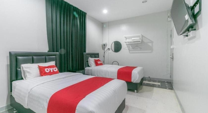 Hotel Oyo 818 Suksomboon 2*