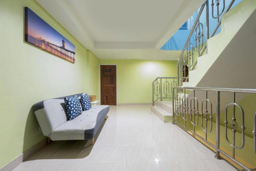 Oyo 818 Suksomboon Bangkok