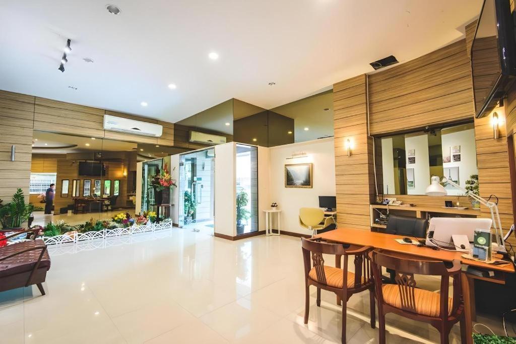 New Suanmali Bangkok